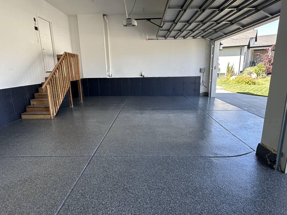 gray garage floor coatings with steps